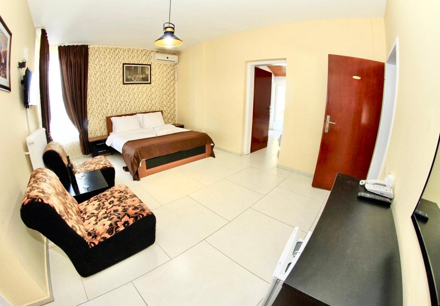 Hotel Lagadin Εξωτερικό φωτογραφία