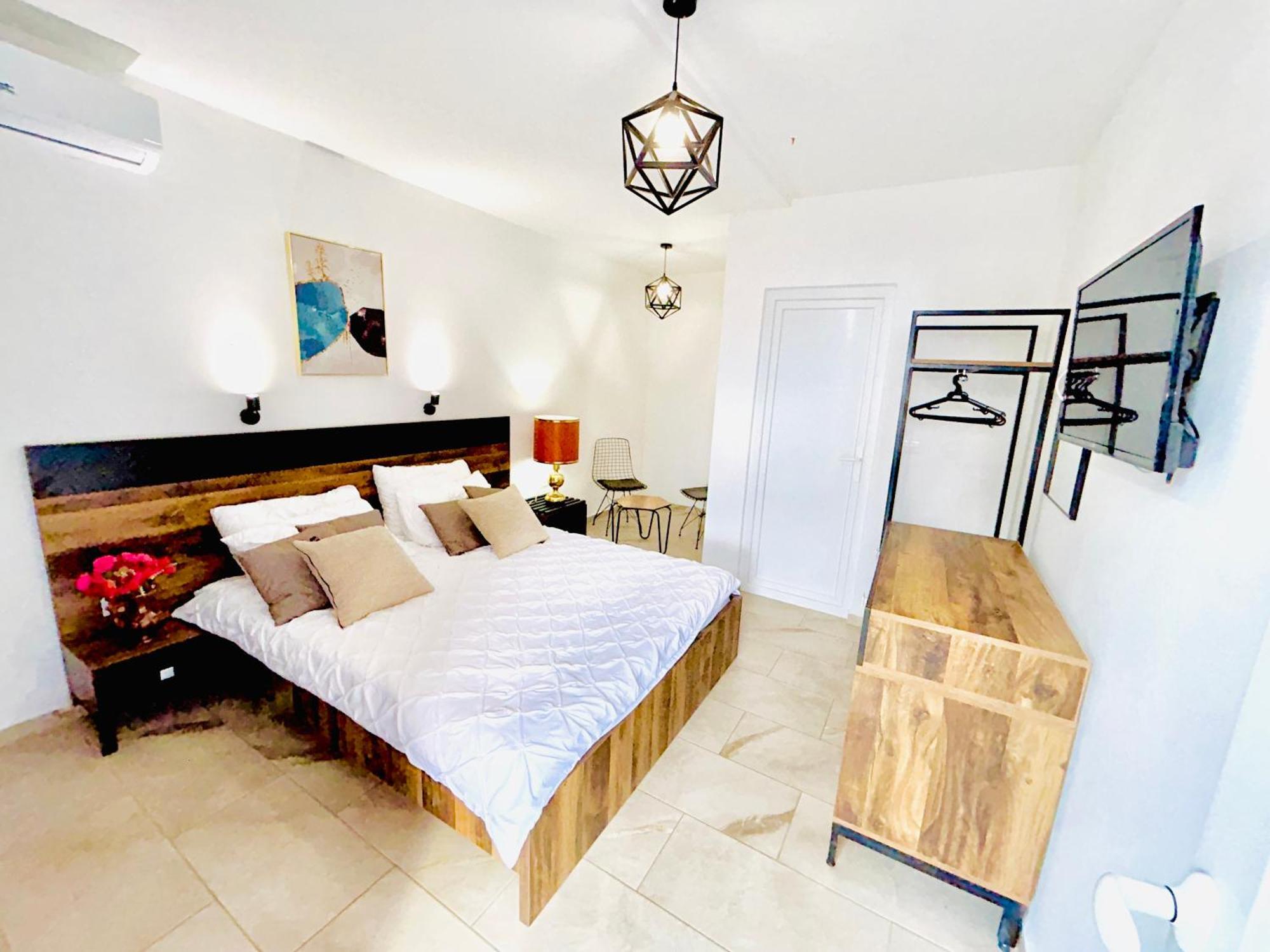Hotel Lagadin Εξωτερικό φωτογραφία