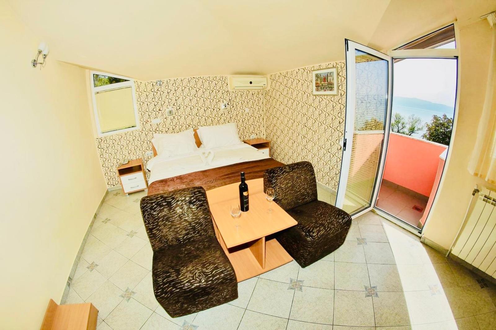 Hotel Lagadin Εξωτερικό φωτογραφία